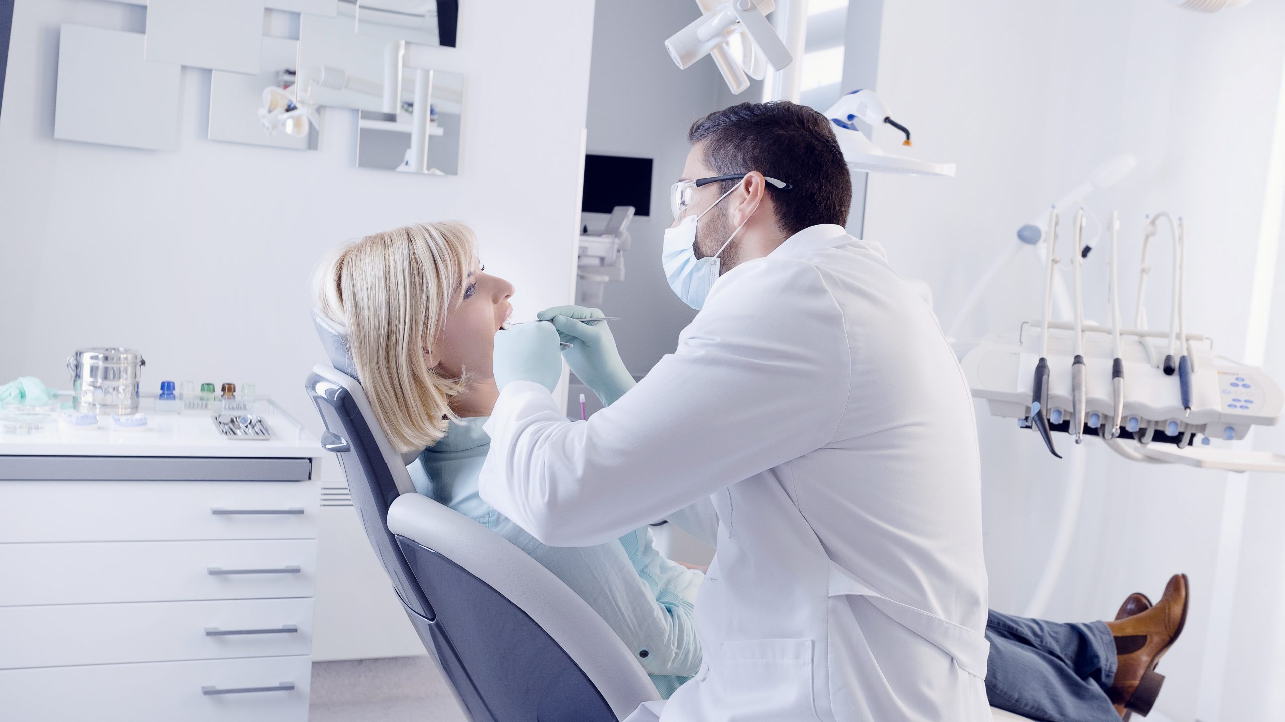 Dentist in West Farmington, OH