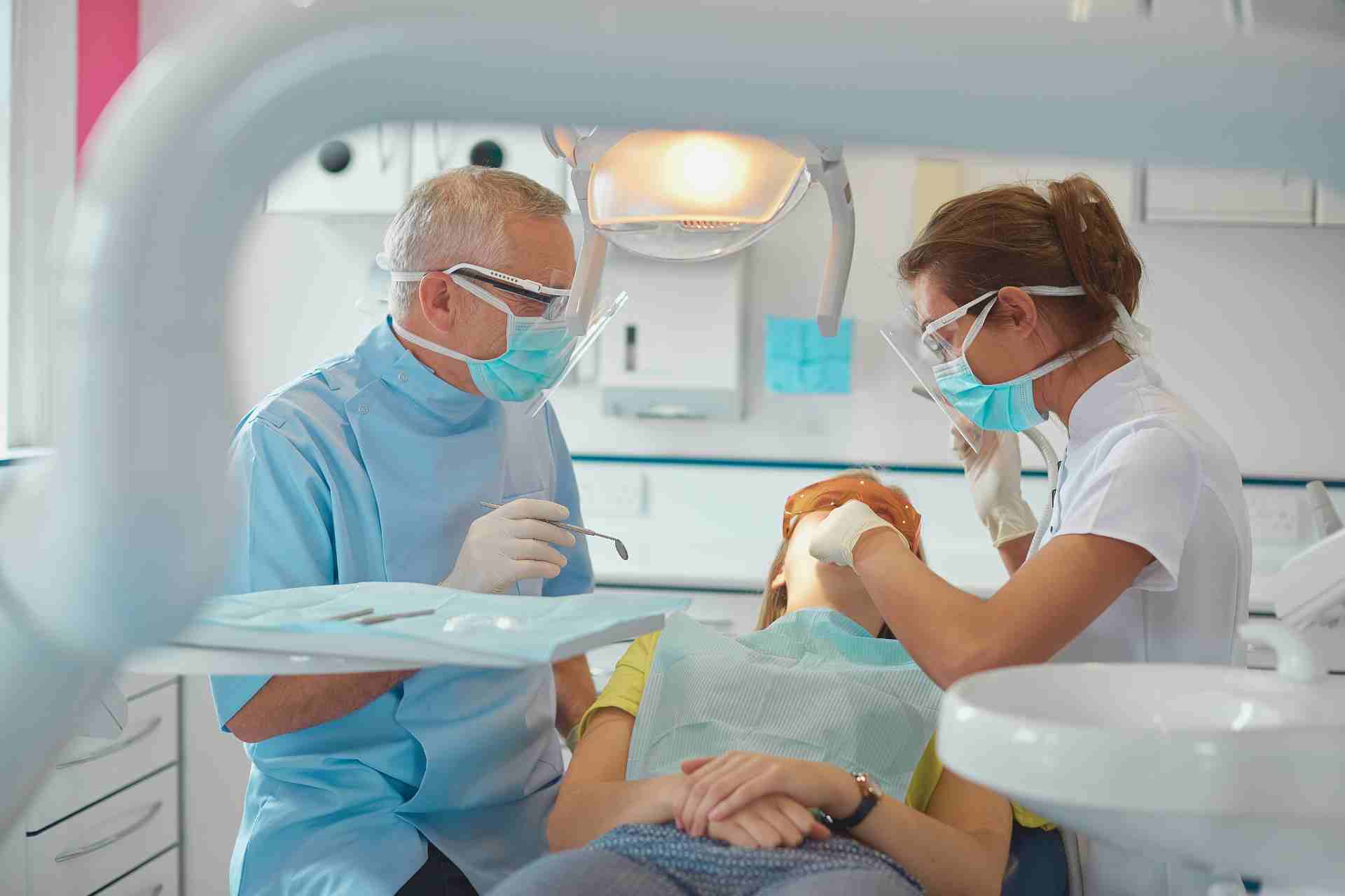 Dentist in West Farmington, OH